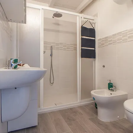 Sardinia Re - Smeralda 9 *