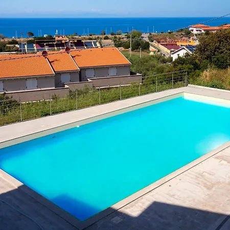 Sardinia Re - Smeralda 9 Apartment *