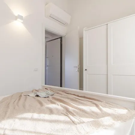 Sardinia Re - Smeralda 9 Appartement *