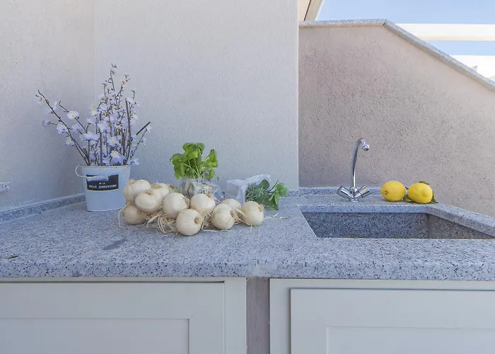 Sardinia Re - Smeralda 32