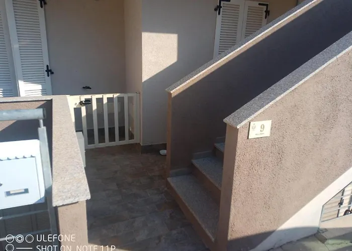 Sardinia Re - Smeralda 32